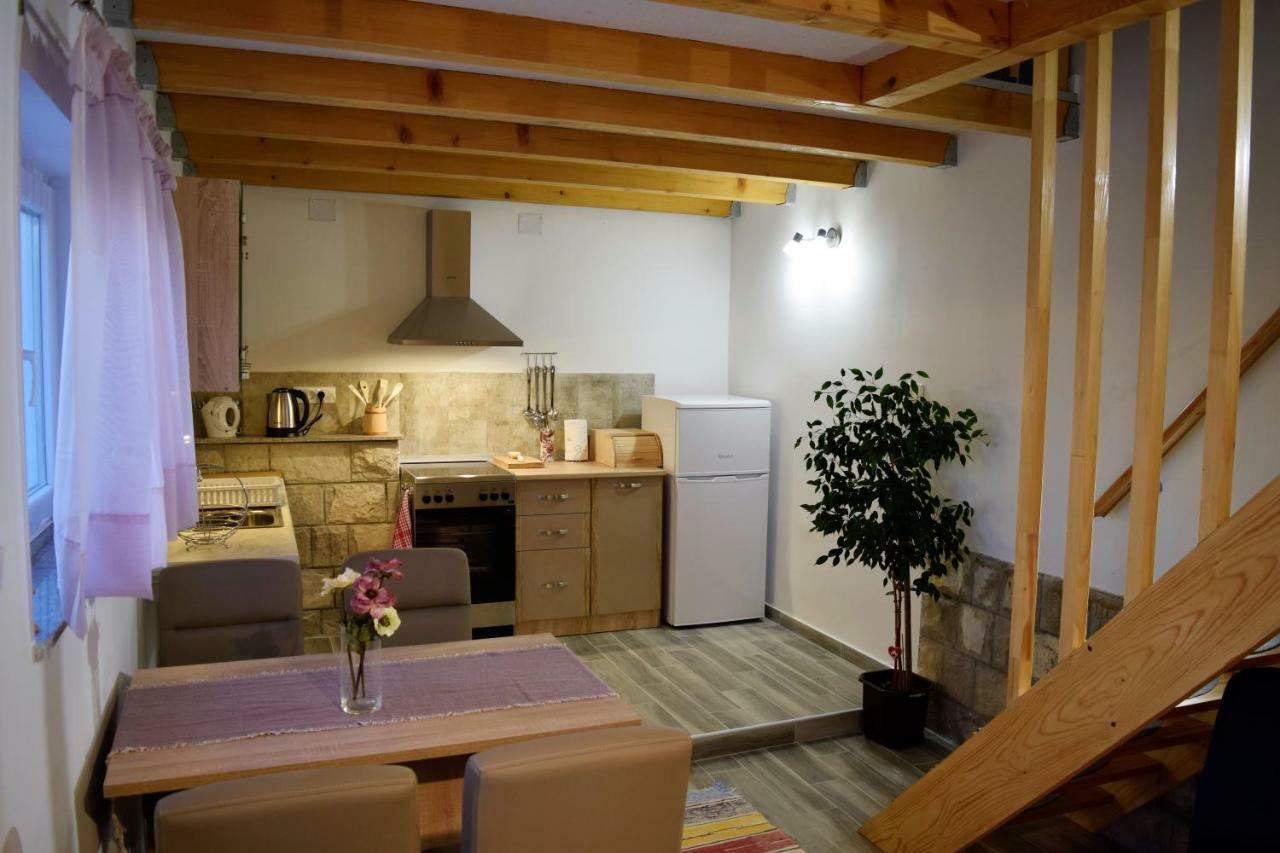 Veritas Apartments Mlini Bagian luar foto